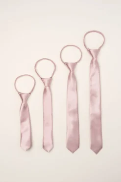 Boys Max Tie in Blush