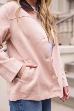 Daphne Coat in Light Pink