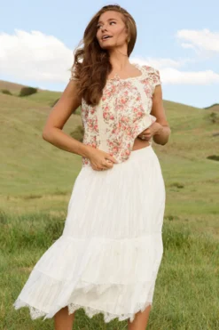 Palermo Top in Ivory Heritage Rose